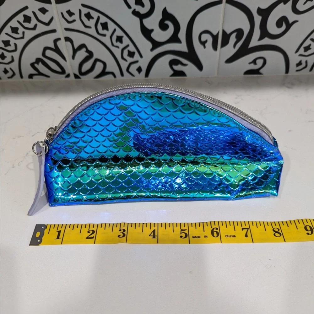 Bath & Body Works Metallic Blue Cosmetic Bag Mermaid Purple Tail Zipper Pull